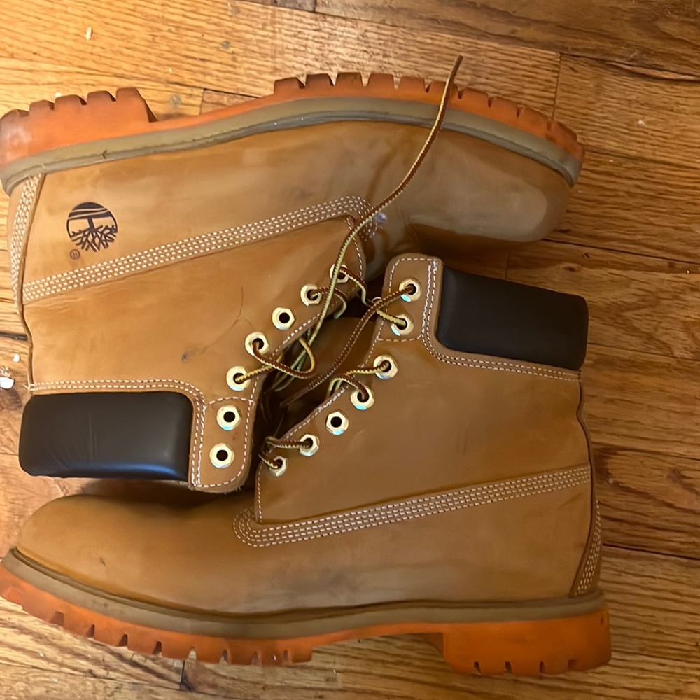 COPY - Construction Timberland boots size 10 with orange sole